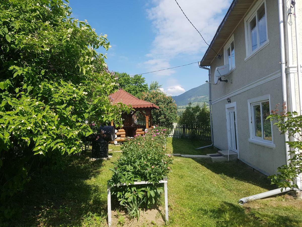 Apartament Tiatim Apartment Ватра Дорней Екстериор снимка